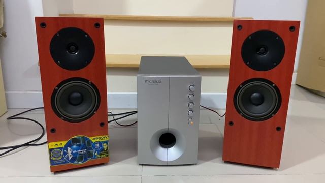 microlab M-1300 5.1_SoundEat Test รายละเอียดตามลิ้งคด้านล่าง(ราคา 1,290 รวมส่ง)เฉพาะตู้ซับ смотреть онлайн