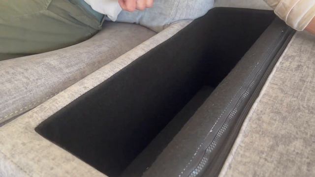 Sofá en Masconfort, modelo Erika, firma Rafael Ortega. смотреть онлайн