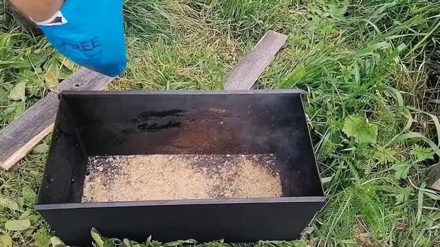 РЫБА ГОРЯЧЕГО КОПЧЕНИЯ. Как ВКУСНО Коптить РЫБУ. Омуль Байкальский. смотреть онлайн