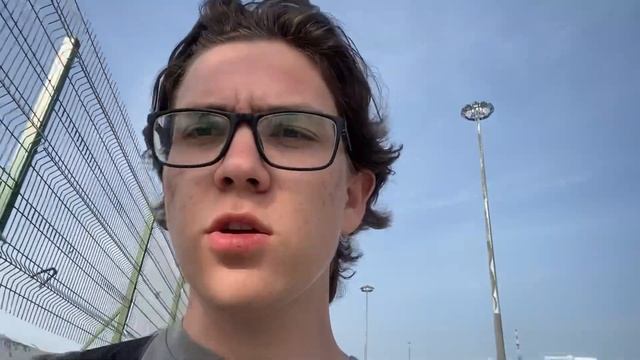 гуляю пока не найду вафлю с мороженым / влог сочи #1