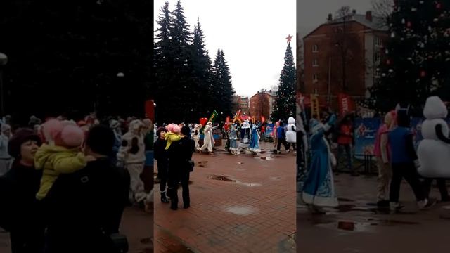 Парад дедов морозов Куровское смотреть онлайн