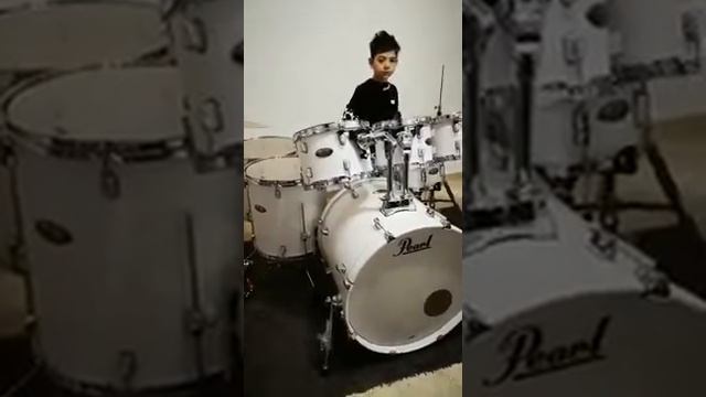 Raffaele Adinolfi batterista смотреть онлайн