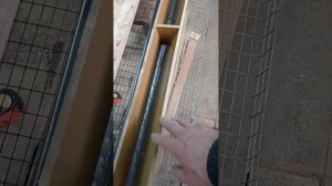 Изготовление не большой бункерной кормушки для перепелов.