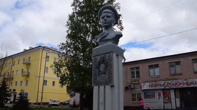 Калининград Königsberg Ponarth Балтрайон Бюст Павлика Морозова 1 смотреть онлайн
