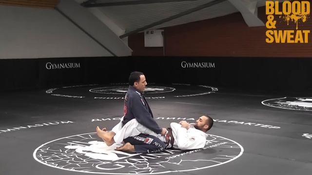 Школа БДД Урок 4. Зацеп изнутри с финтом смотреть онлайн