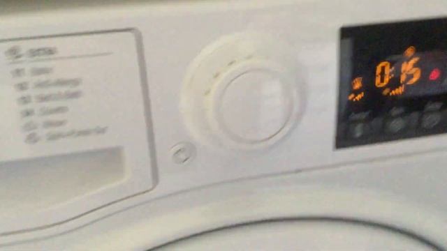Hotpoint RSG 964 J washing machine interm spin (old video) смотреть онлайн