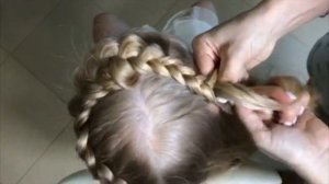 Корзинка из французской косы. Элегантная детская прическа.