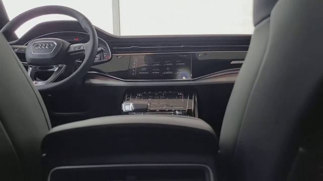 Audi Q8 Performance Black (340Cv) - Sound & Visual Review смотреть онлайн