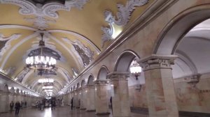 Топ 10 самых красивых станций Московского метро