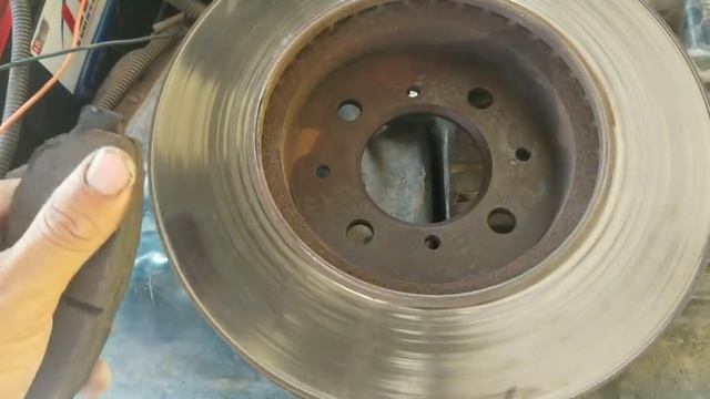 Porque vibra o tiembla al frenar el auto смотреть онлайн