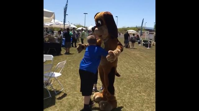 ПРАЗДНИК ДЕНЬ ЗЕМЛИ В МОЕМ ПАРКЕ. РЕДКИЕ ПТИЦЫ И ЗМЕИ! смотреть онлайн