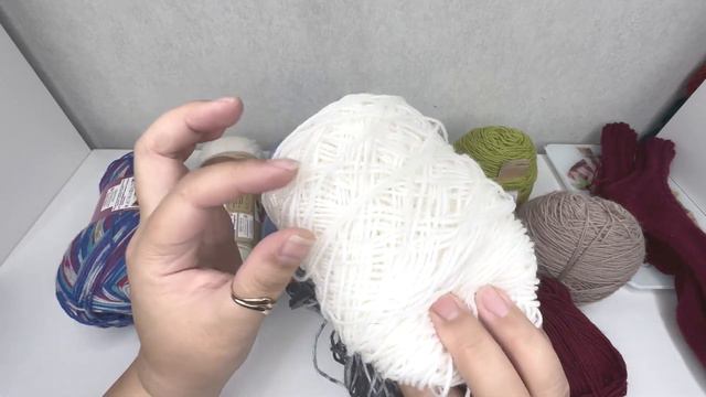 Влог №15. Открываю вязание в мае, немного новой пряжи, совместник "Пушистый погон". смотреть онлайн