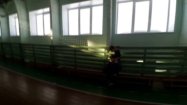 Проиграл спор,получи подсрандель смотреть онлайн