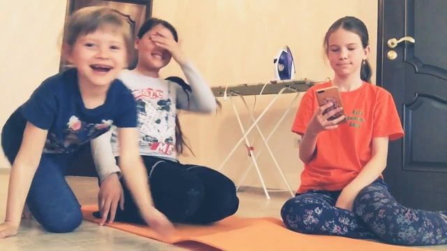 Йога челлендж!Не легкие позы!!!Yoga chellendz! смотреть онлайн