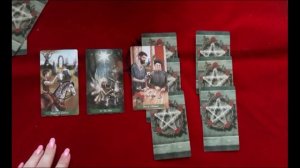 Кто меня любит?  Кто в Вас влюблен Онлайн гадание. Расклад на таро