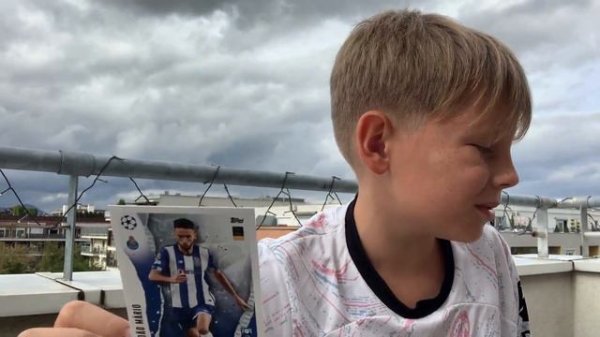 Футбольные карточки | Topps Match Attax | Распаковка | Самый смешной выпуск