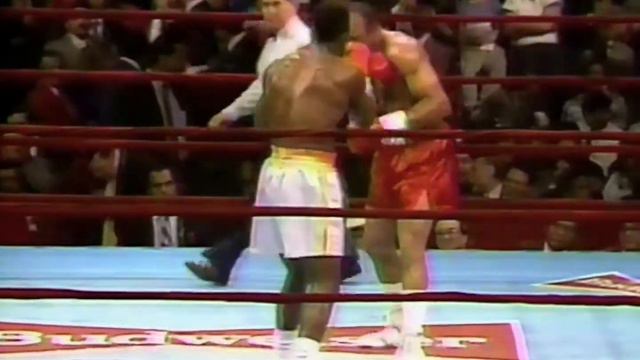James Bonecrusher Smith vs Mike Weaver - April 4, 1990 смотреть онлайн