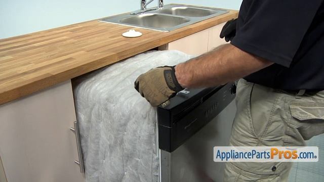 How To: Frigidaire/Electrolux Delivery Tube Gasket 154406401 смотреть онлайн