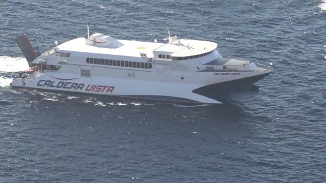 На Санторини и обратно (паром Santorini Palace).