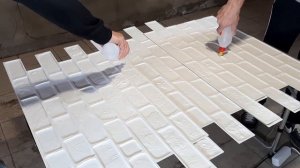 Быстрый ремонт стены панелями ПВХ. Панели ПВХ под кирпич.