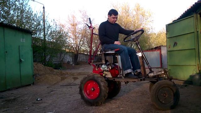 мини трактор из мотоблока никкей 1550, первый выезд..mp4 смотреть онлайн