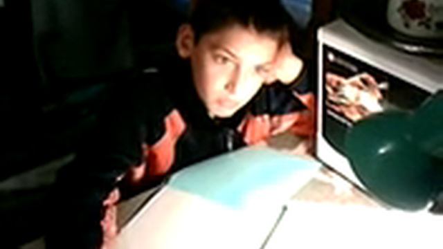 Мы делает уроки! Ну,с Богом! не смейтесь,со всеми бывает:)мальчику всего 8 смотреть онлайн