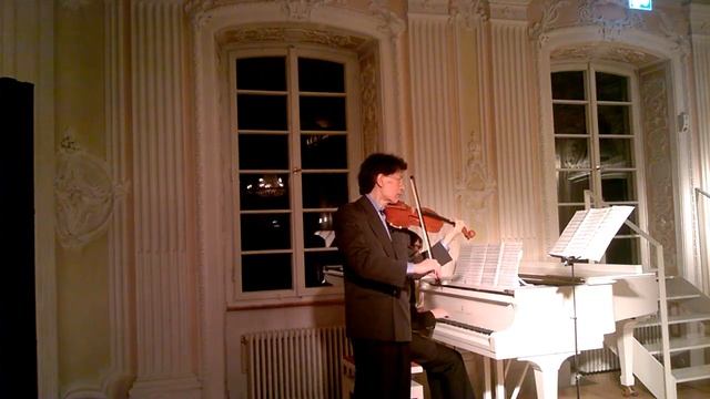 Murat & Daniel Rena plays C.Saint-Saens Danse Macabre смотреть онлайн