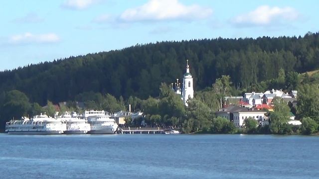 Круизы по Волге на теплоходах. Город Плёс