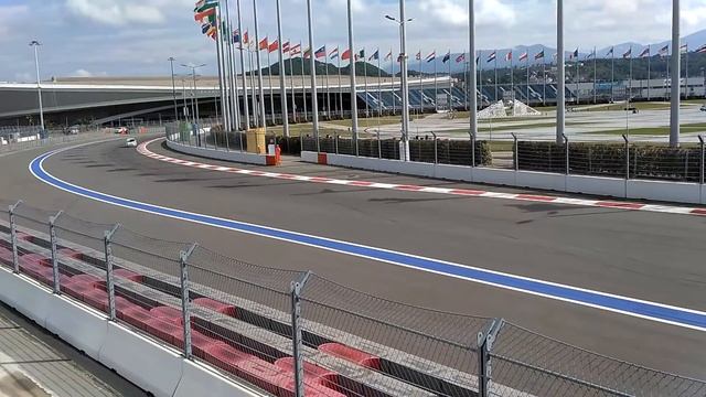 Трасса Формулы 1 в Сочи парке смотреть онлайн