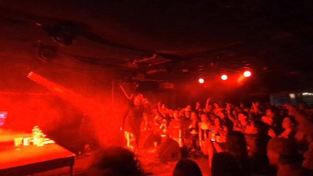 Azizi Gibson - Smoking With The Gods - Larimer Lounge - Denver, Colorado - 12-14-2022 смотреть онлайн