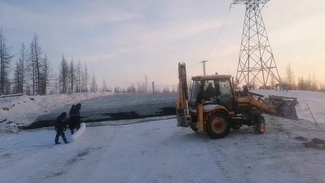 ИНСПЕКТОР ПРОВЕРИЛ ДОКУМЕНТЫ СЕВЕР ВАХТА НОВЫЙ УРЕНГОЙ смотреть онлайн