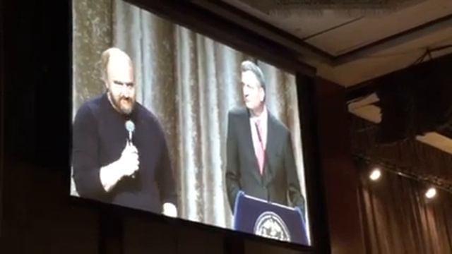 Louis C. K. At #InnerCircle with Bill de Blasio, on policing смотреть онлайн