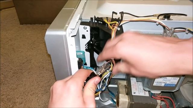Faulty Microwave Interlock Switch Repair смотреть онлайн