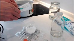 Экстракт корня солодки. Отвар используется для назальных и ректальных капельниц с перекисью водород