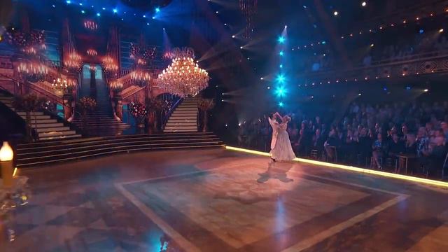 Mira Sorvino’s Disney100 Night Waltz – Dancing with the Stars смотреть онлайн