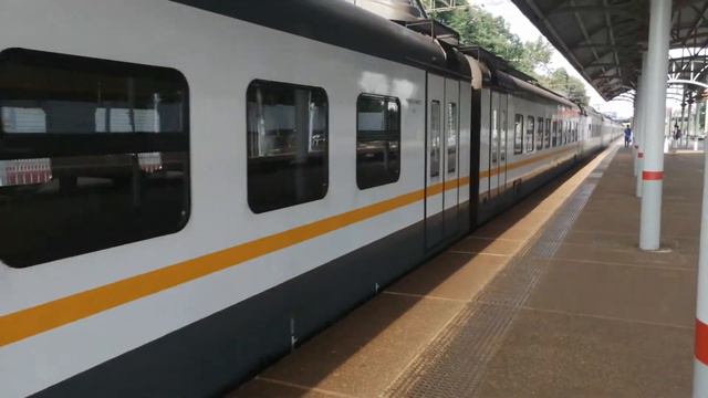 Электропоезд ЭП2Д-0005 "ЦППК". Платформа Мещерская. смотреть онлайн