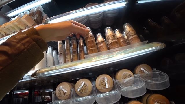 VLOG ДУБАЙ / Сколько стоит декоративная косметика в Дубае / Магазины с косметикой смотреть онлайн