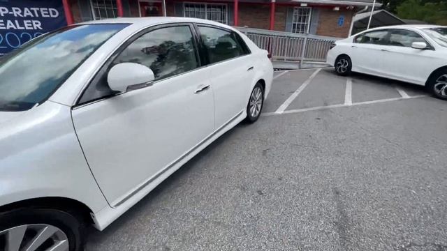 2011 Toyota Avalon Virtual Video Walk Around смотреть онлайн