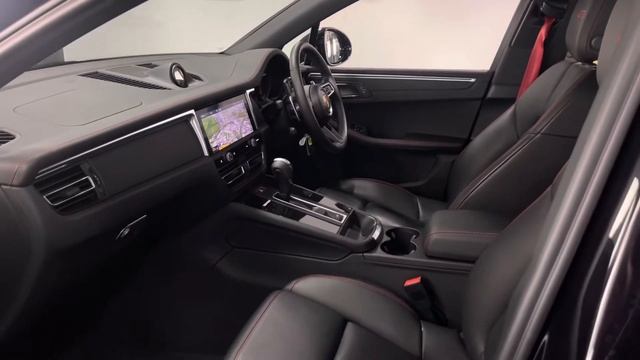 2021 Porsche Macan GTS смотреть онлайн