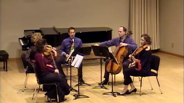 "Quintet for Alto Saxophone and Strings" By Russell Peterson смотреть онлайн