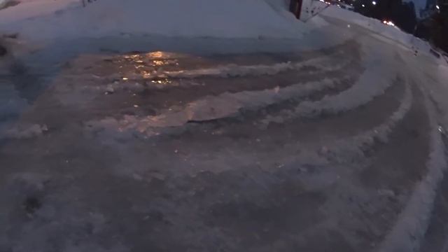 Прорыв водовода рядом с кладбищем смотреть онлайн