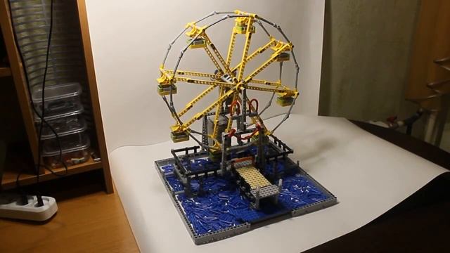 Копия видео "Демонстрация морского колеса обозрения :)" смотреть онлайн