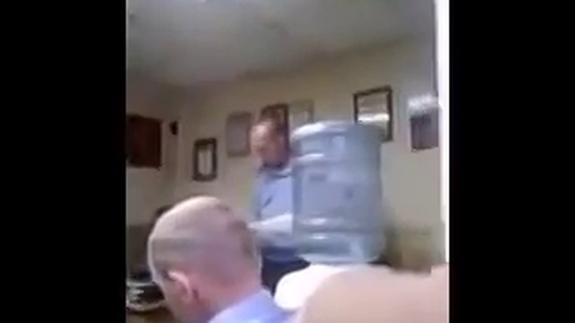 Хорошим ментам хорошие гробы. Новости Жирновска - форум ЖИРАФ смотреть онлайн