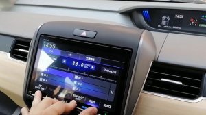 Автомагнитола Gathers- VXM- 187 VFNi Установка часов на панели приборов и ГУ.