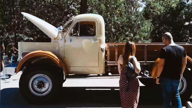 Фестиваль ретро автомобилей в Варне 5.09.2020 Retro cars in Varna смотреть онлайн
