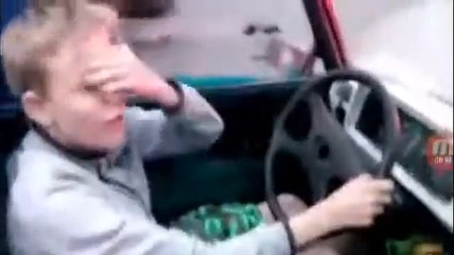 Пацану 15 лет и он ездит на машине ! смотреть онлайн