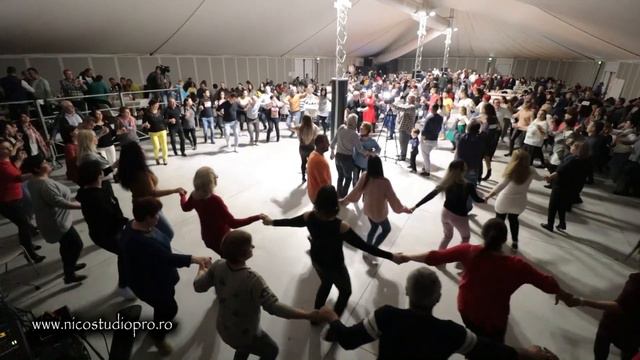 Simina Iancu si Formatia LIVE la Sapori Rumeni / FOTO-VIDEO-DRONA Tel.3485 85 2428 Nico StudioPRO смотреть онлайн