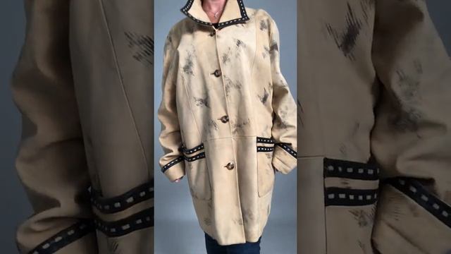 Френч женский нат.кожа 4000 ₽ в отличном состоянии р.52-54 /11383/ смотреть онлайн