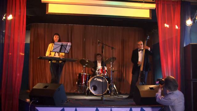 Джаз квартет "Просто Джаз" - "TV shans" смотреть онлайн