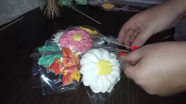 Как упаковать букет! Букет из пряниках! Букет для учителя из пряников// сборка сладкого букета смотреть онлайн